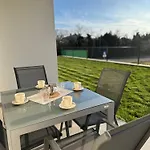 Frank Apartment