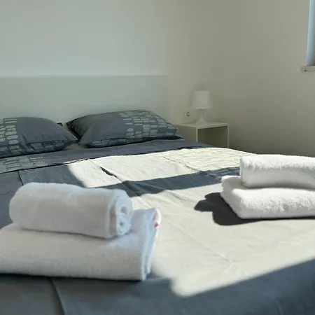 Frank Apartment *