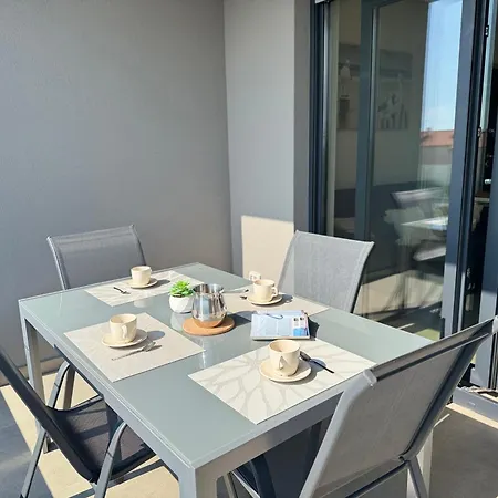 Frank Apartment *