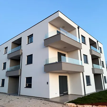 Apartment Frank