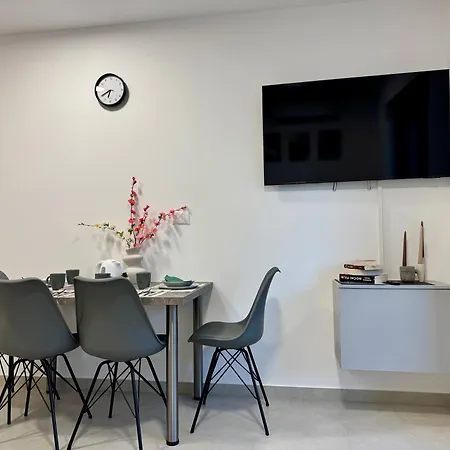 Apartment Frank Zambratija (Istria)